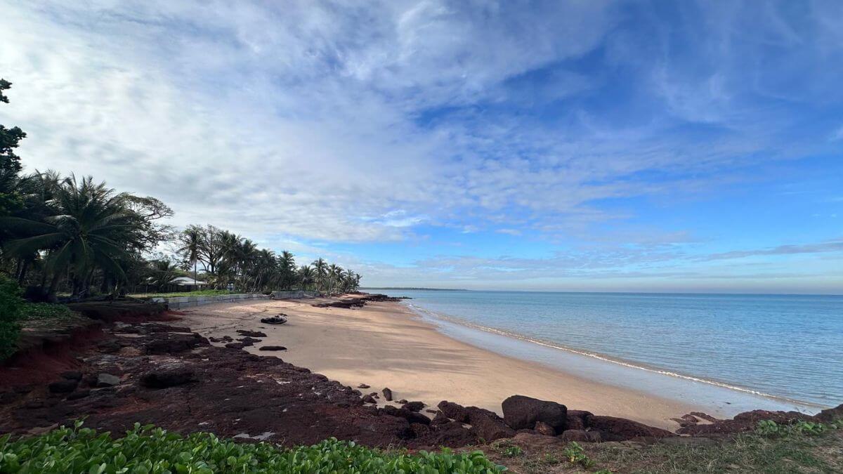 Is Dundee Beach worth visiting